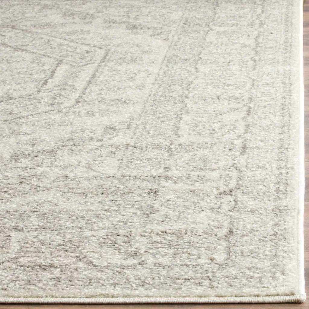 Adirondack Antique Ivory/Silver Area Rug