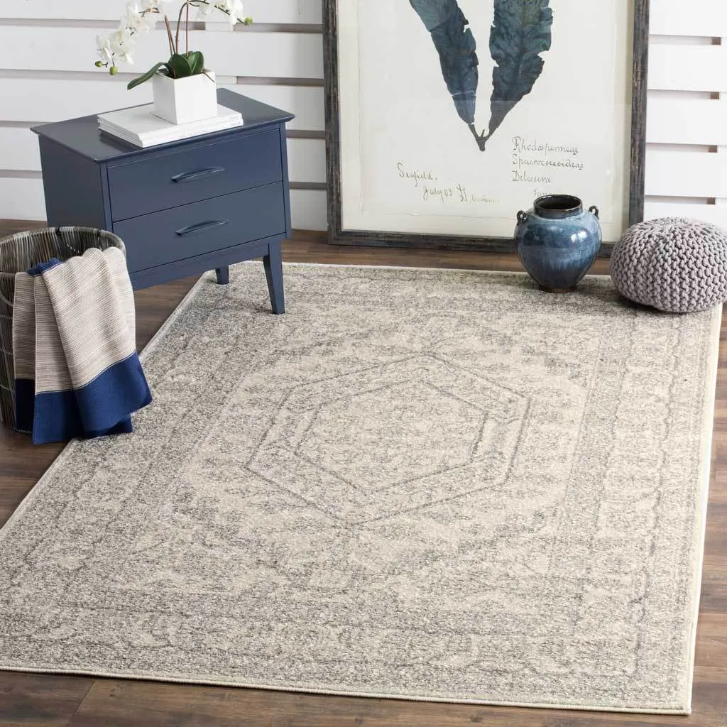 Adirondack Antique Ivory/Silver Area Rug