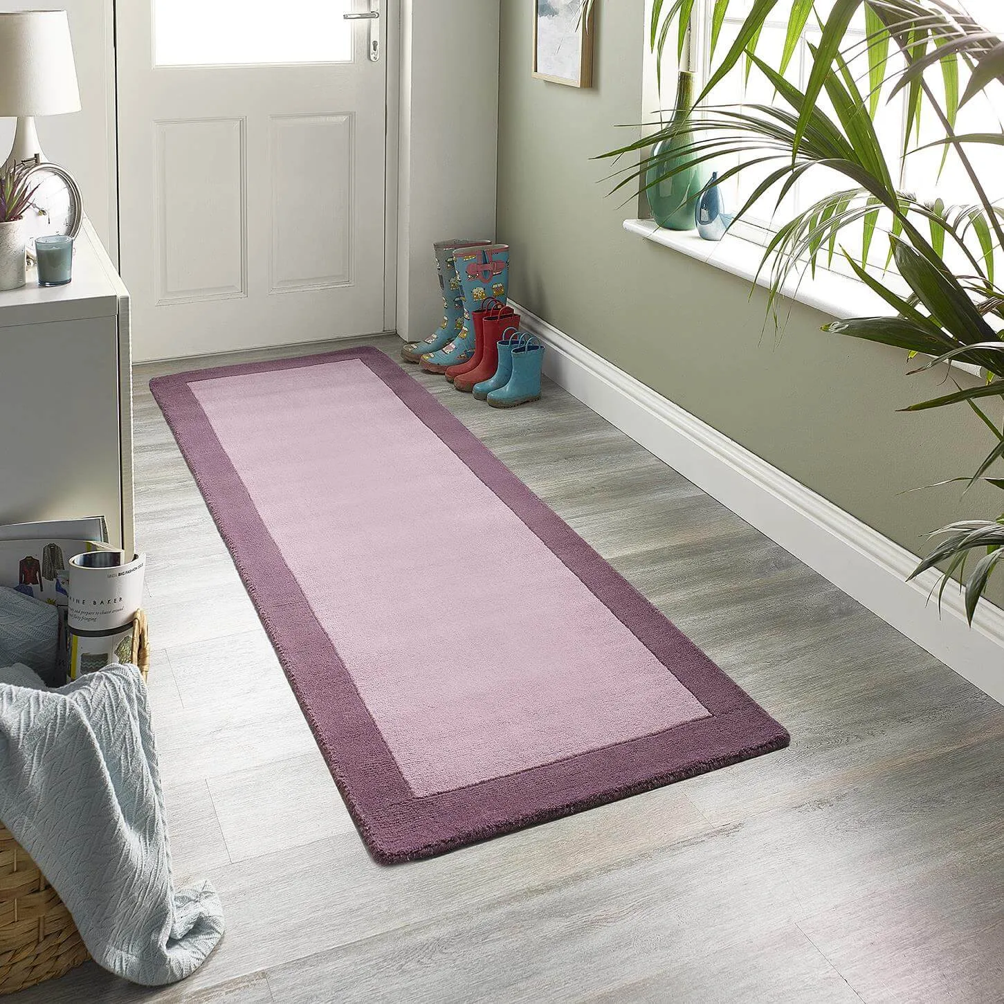 Bordered Mauve Wool Rug