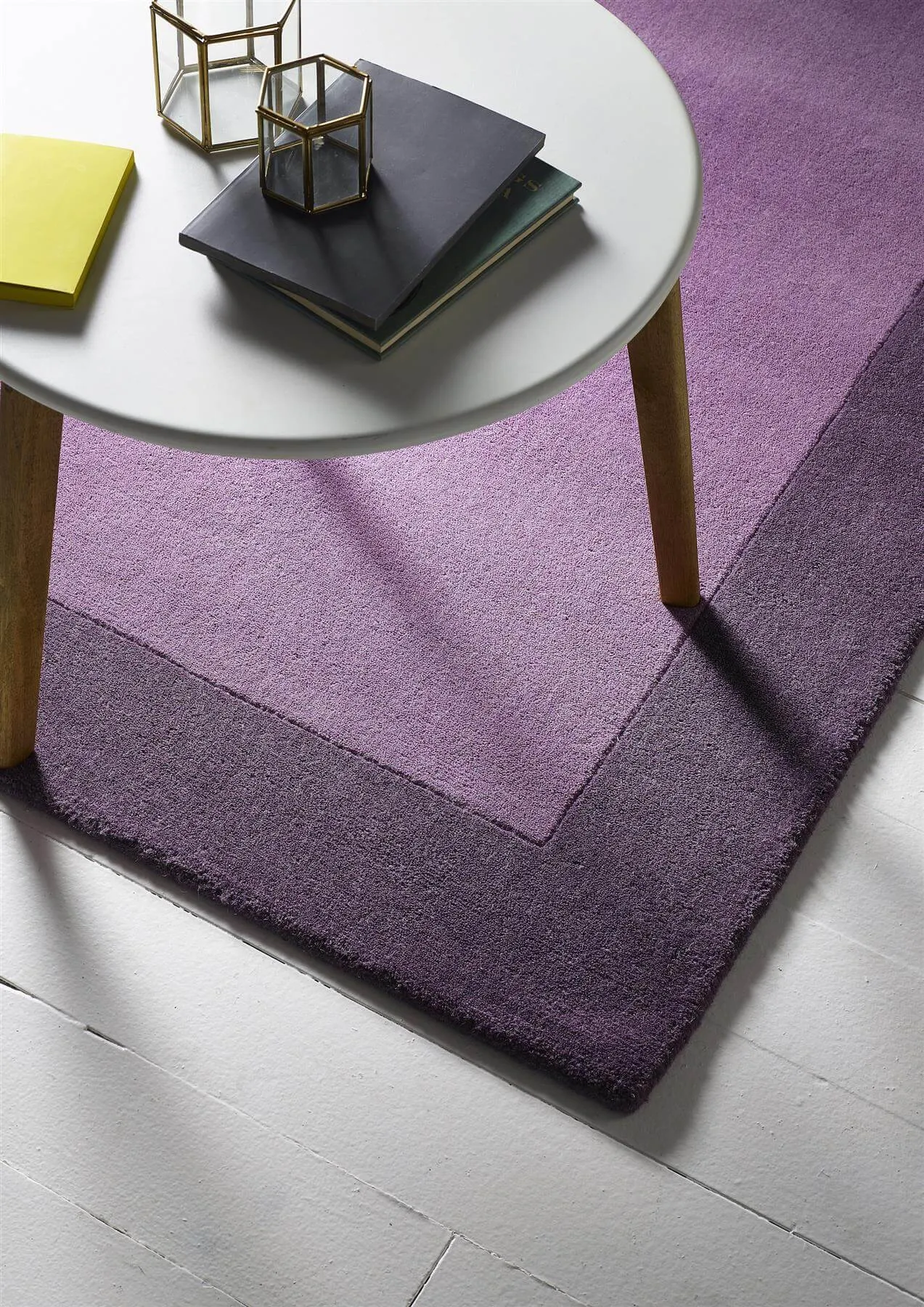 Bordered Mauve Wool Rug