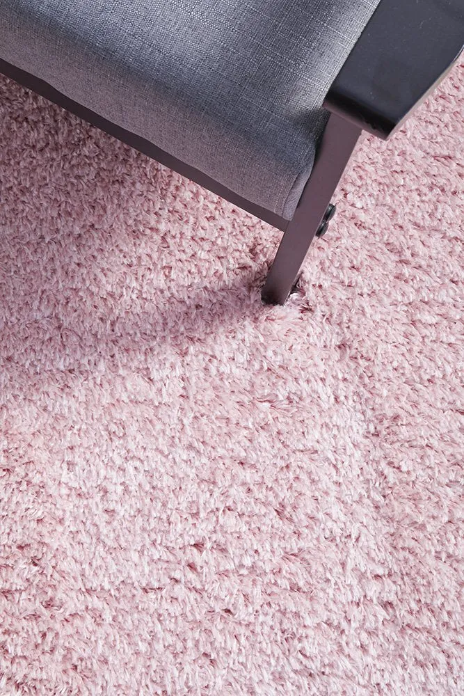 Cardi 150cm x 80cm Shaggy Power Loomed Rug - Pink