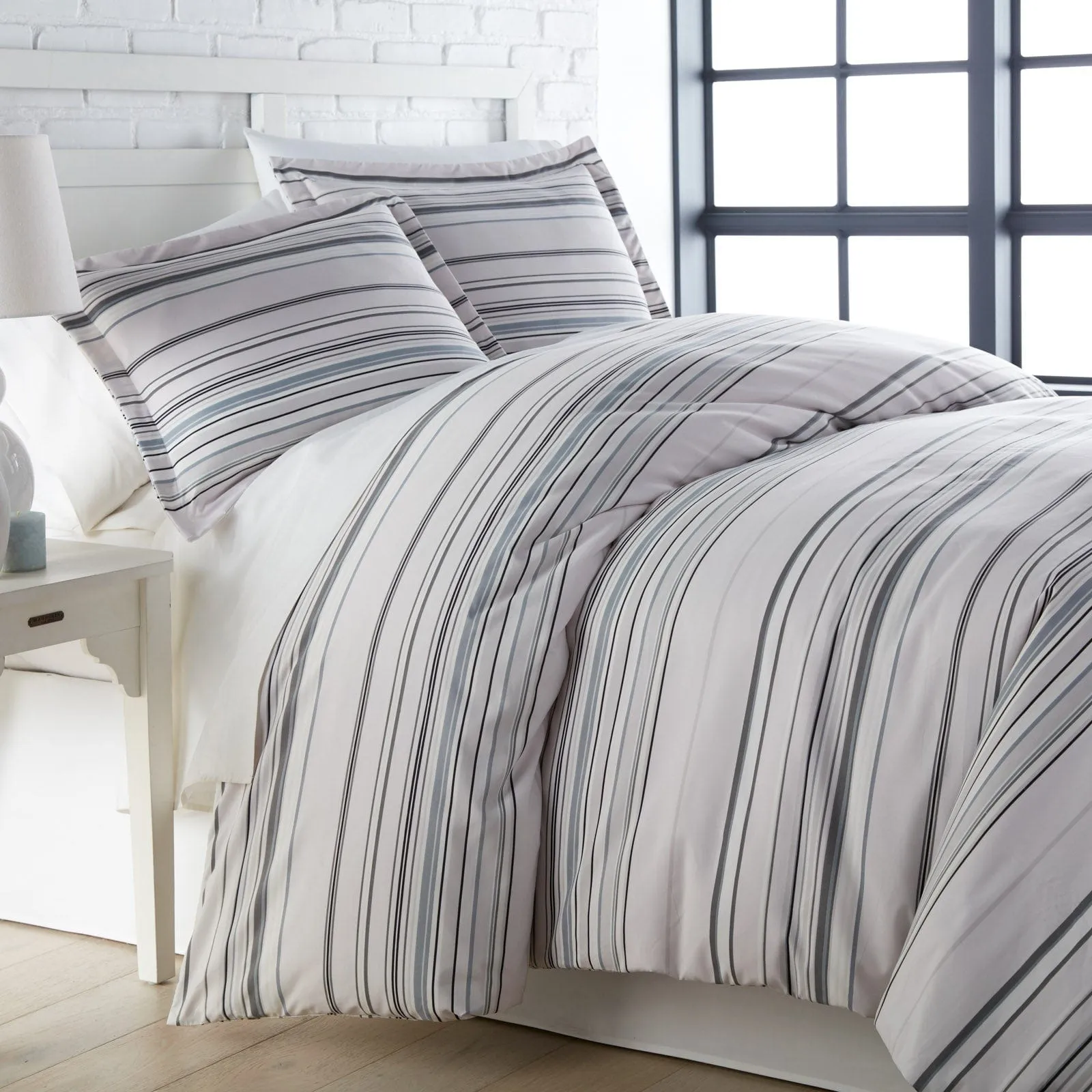 Coastal Stripes Comforter Set