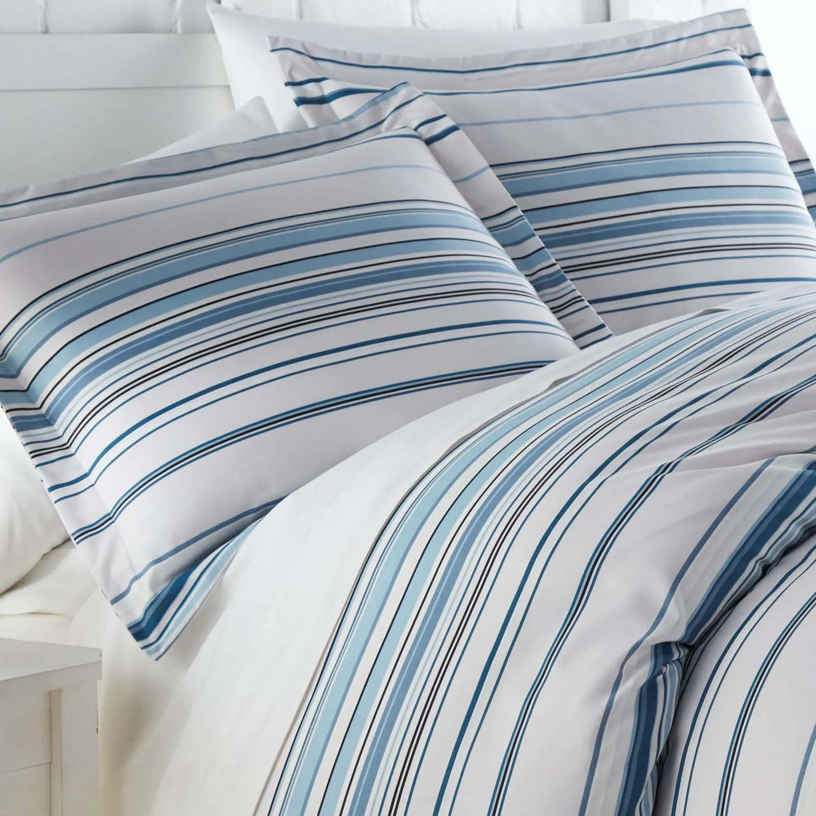 Coastal Stripes Comforter Set