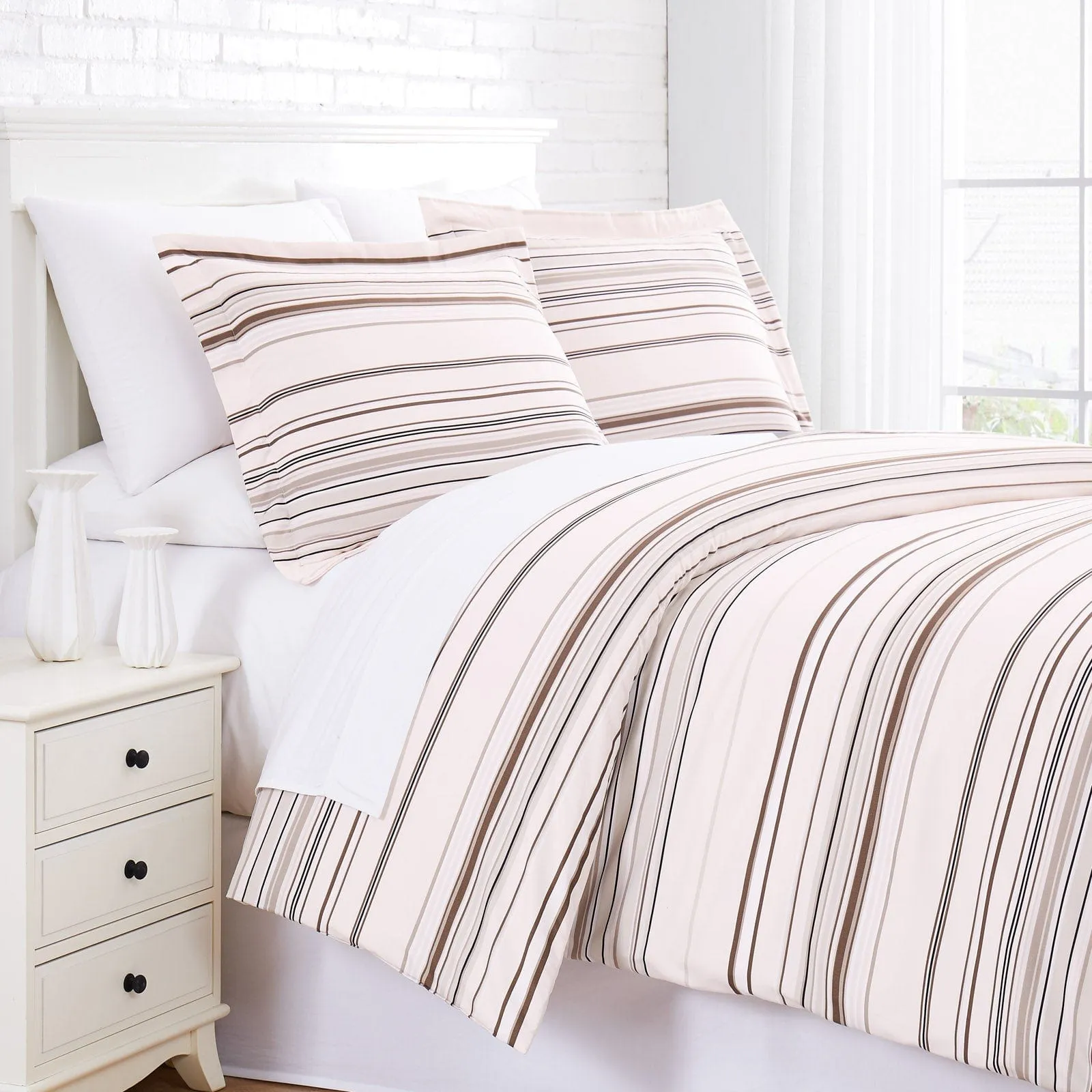 Coastal Stripes Comforter Set