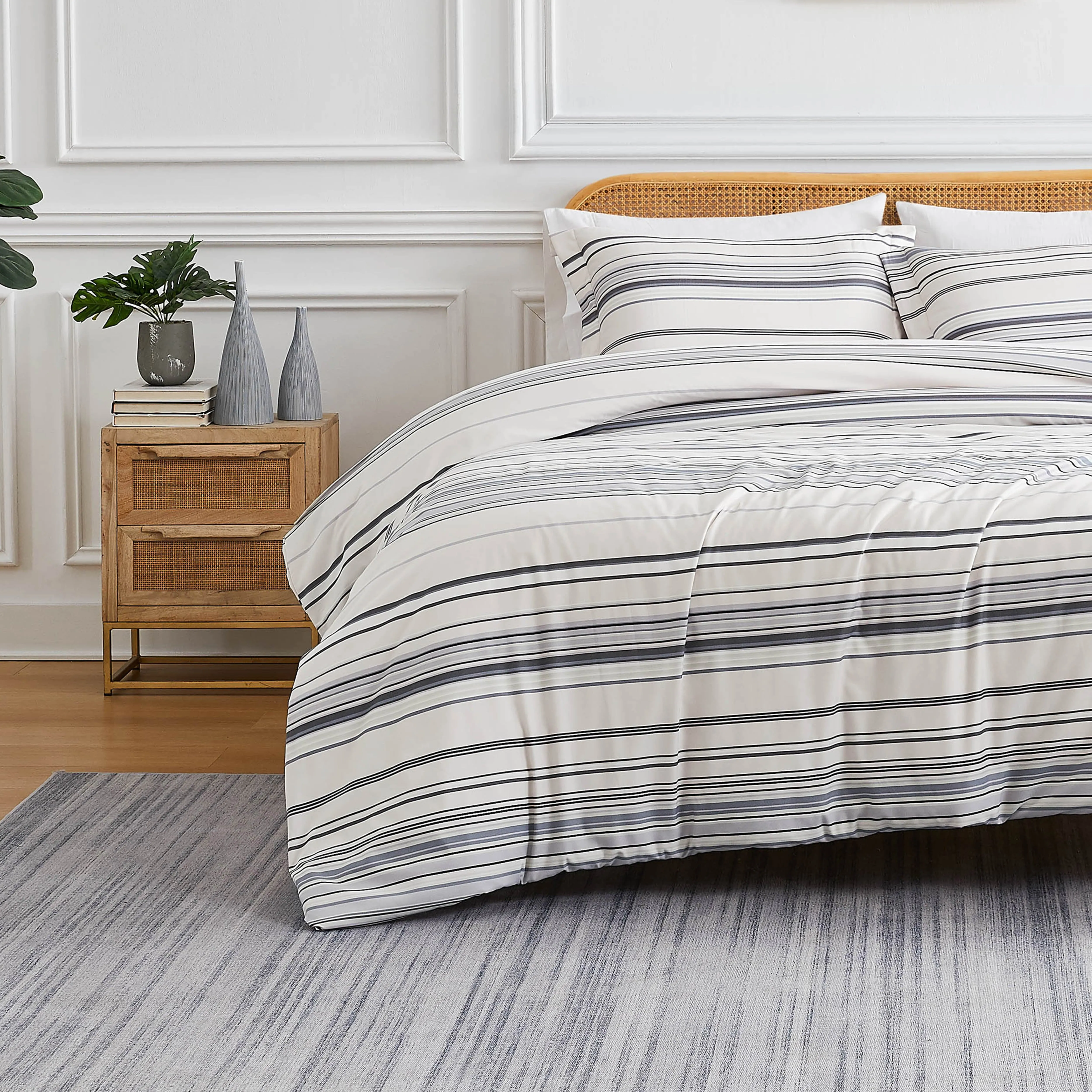 Coastal Stripes Comforter Set