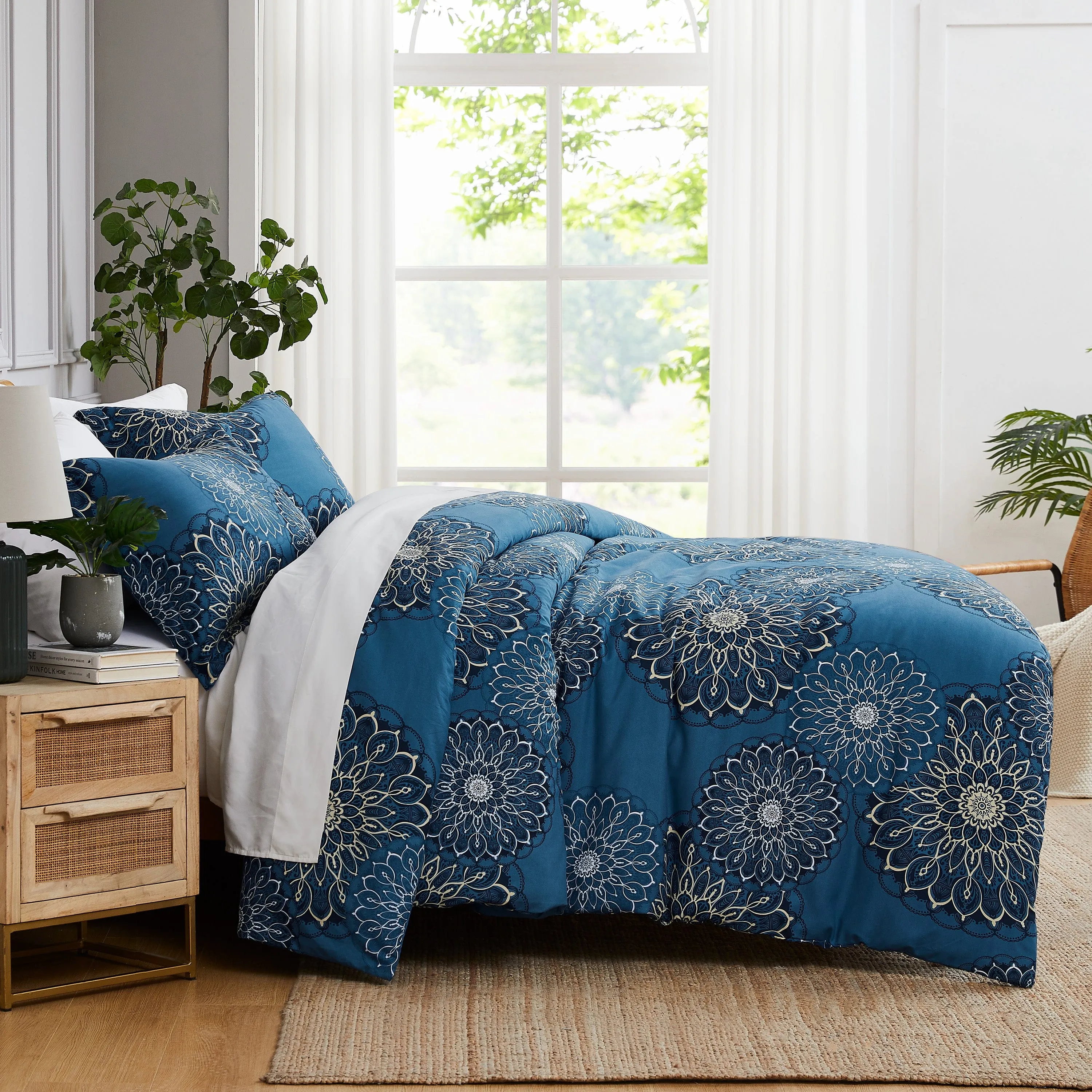 Midnight Floral Comforter Set