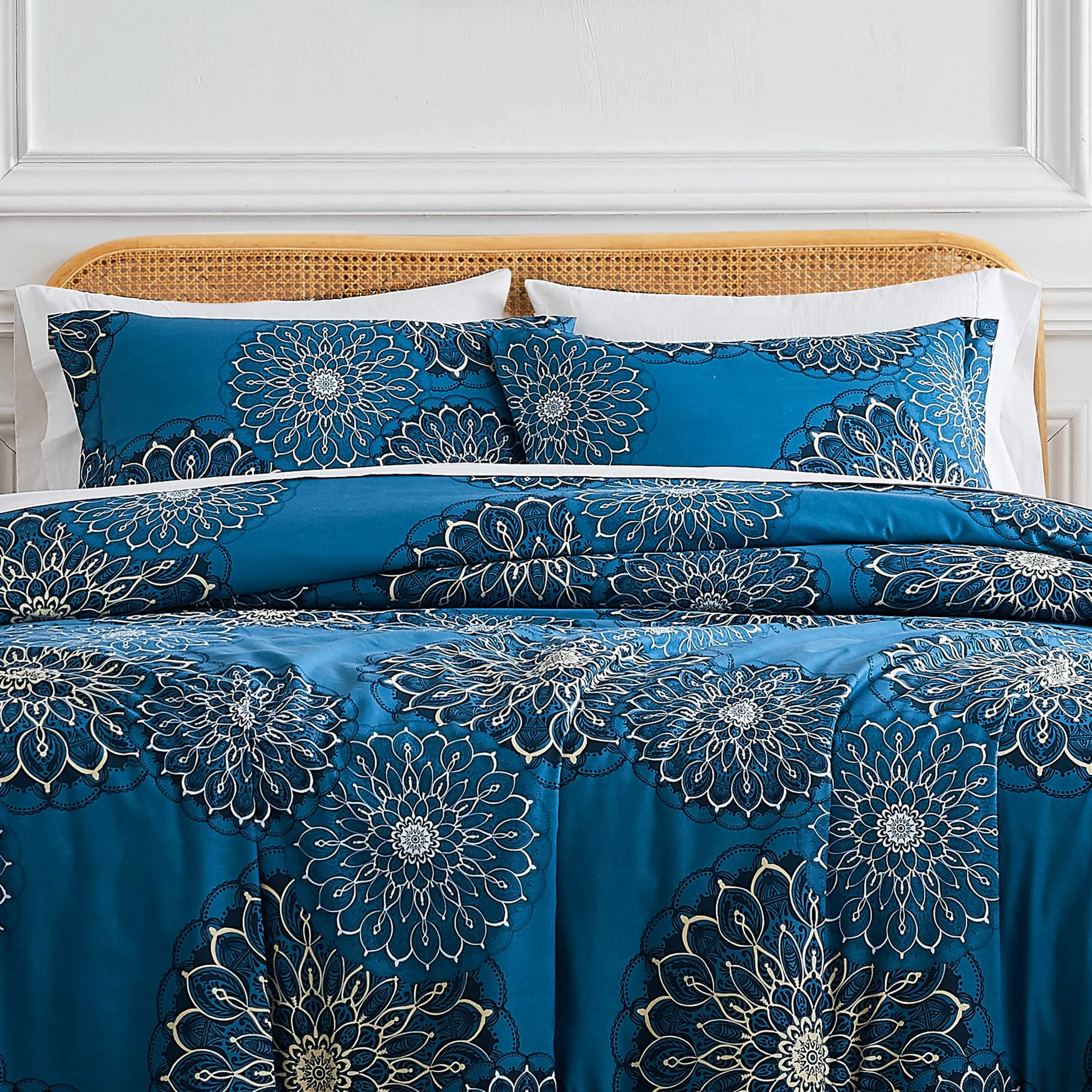 Midnight Floral Comforter Set