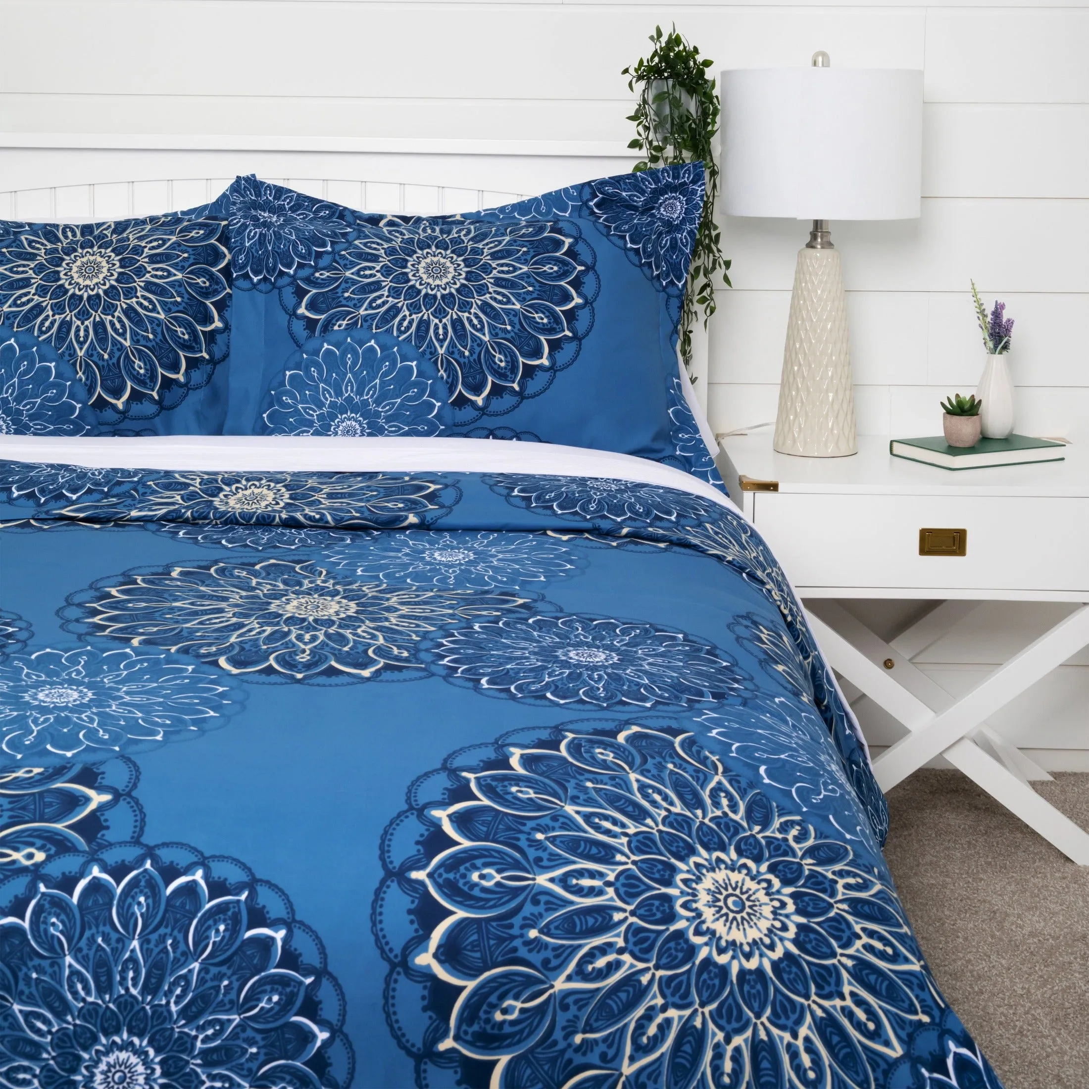 Midnight Floral Comforter Set