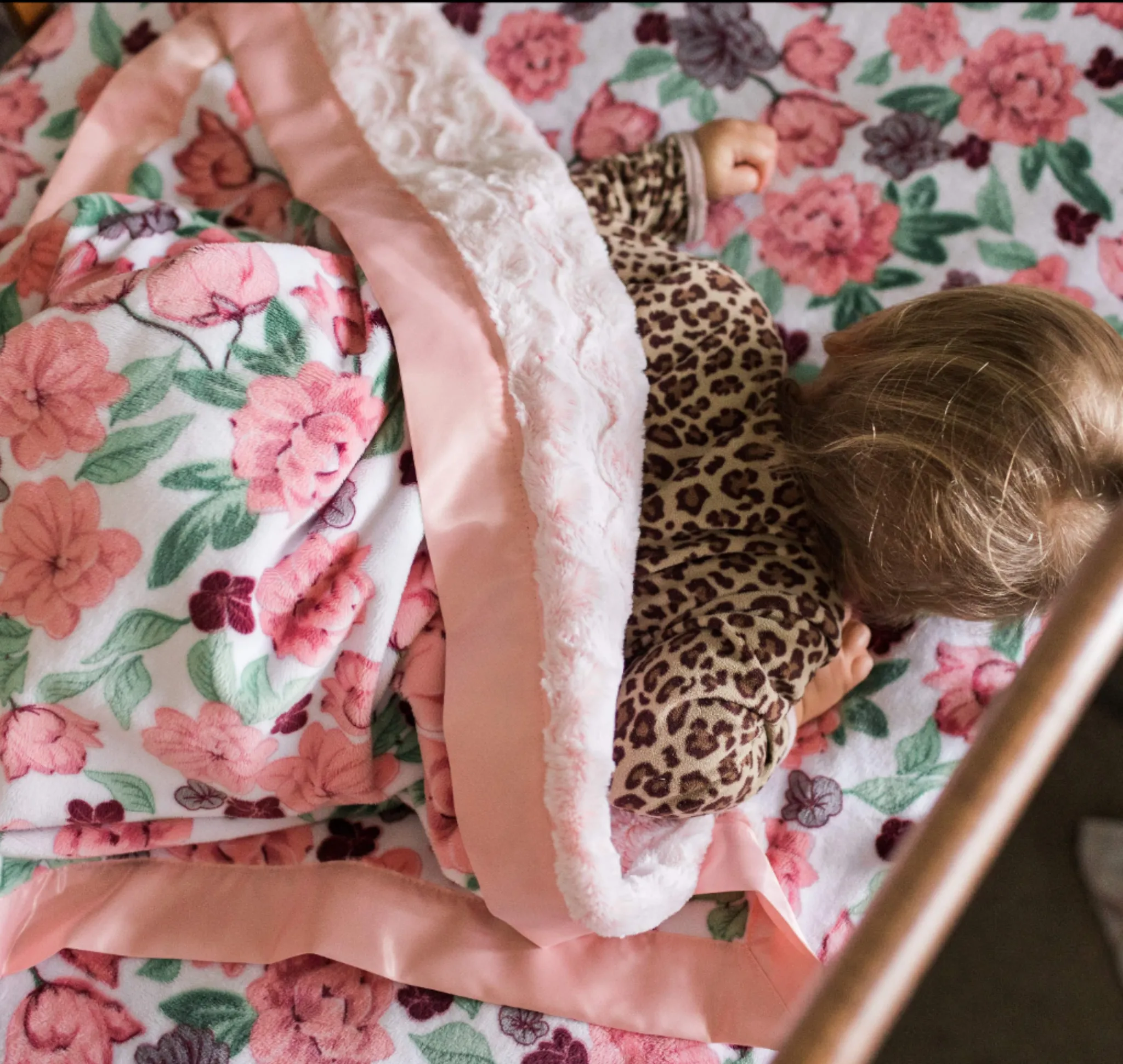 Pretty in Pink Floral Crib Sheet